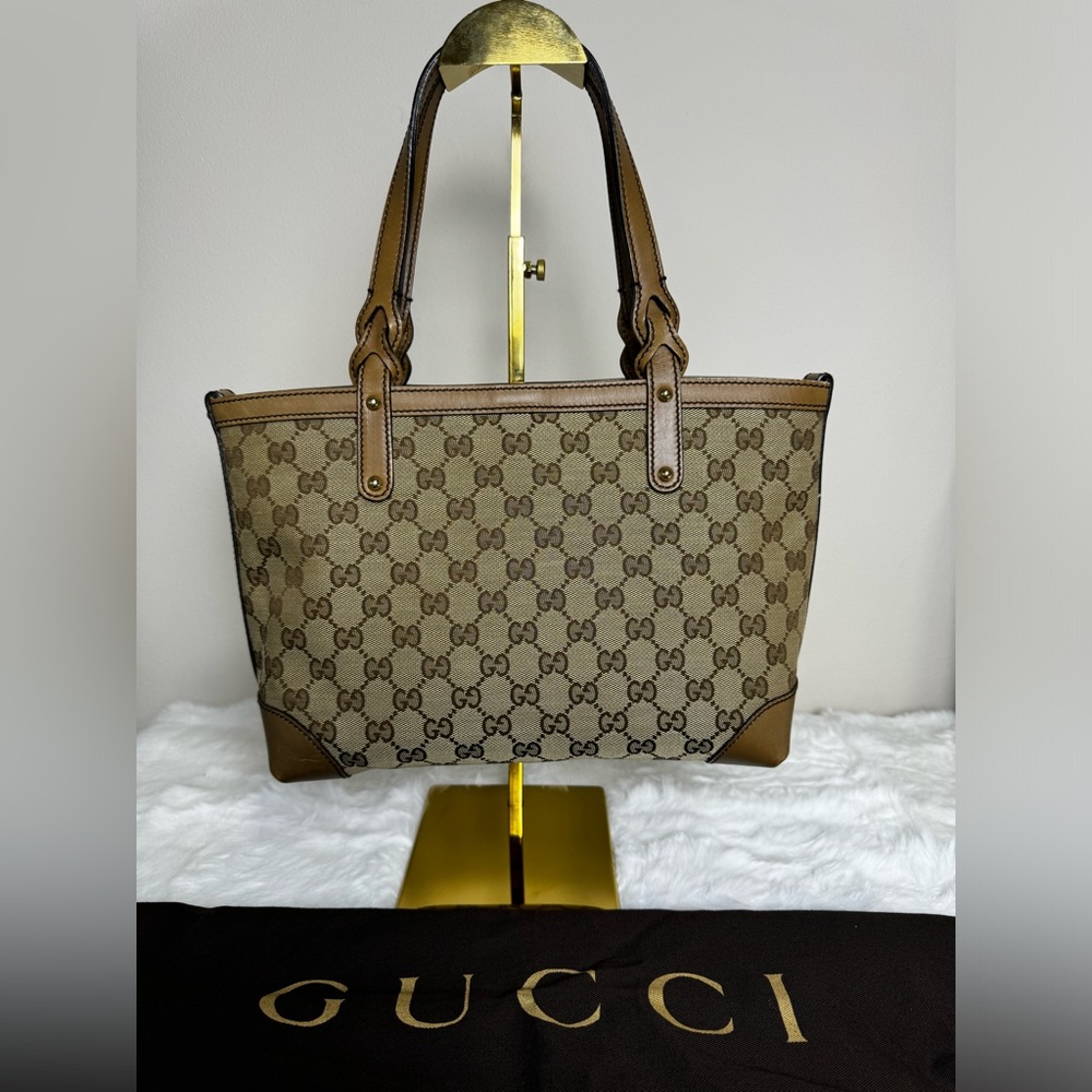 Gucci Shoulder bag